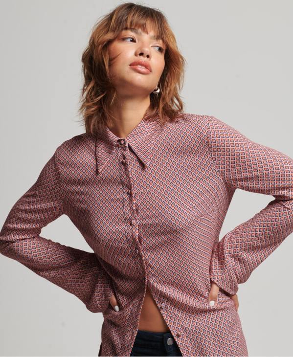 Superdry femmes chemise à manches longues à imprimé années 70 D64Z6593 vêtements rose