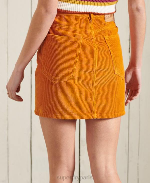 Superdry femmes minijupe en velours côtelé D64Z6626 vêtements or