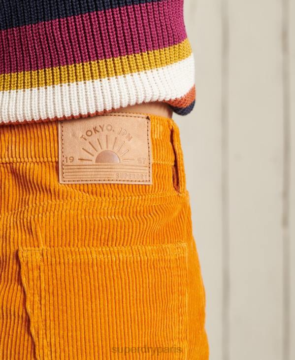 Superdry femmes minijupe en velours côtelé D64Z6626 vêtements or