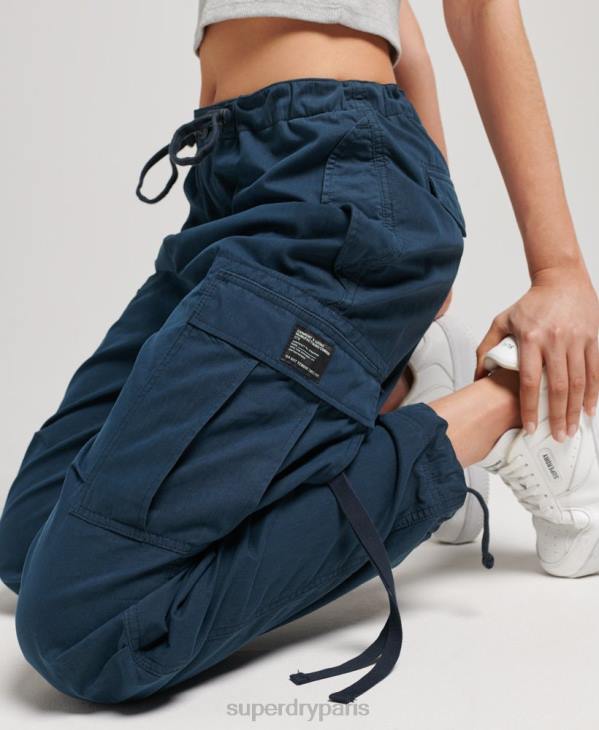 Superdry femmes pantalon adhérent parachute en coton bio D64Z2600 vêtements marine
