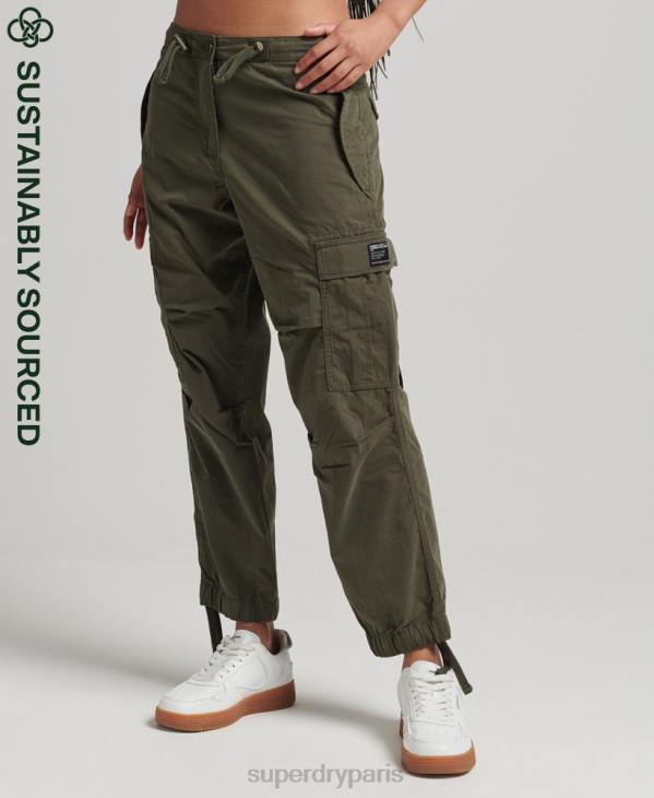 Superdry femmes pantalon adhérent parachute en coton bio D64Z2603 vêtements vert