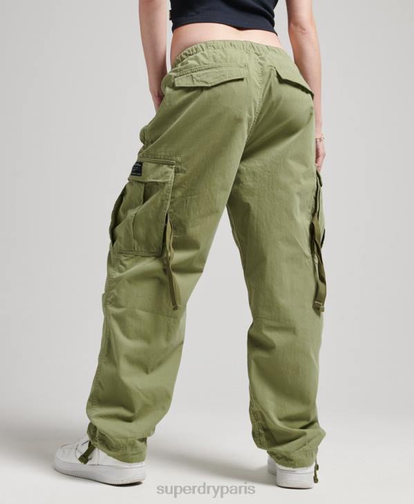 Superdry femmes pantalon adhérent parachute en coton bio D64Z2607 vêtements kaki