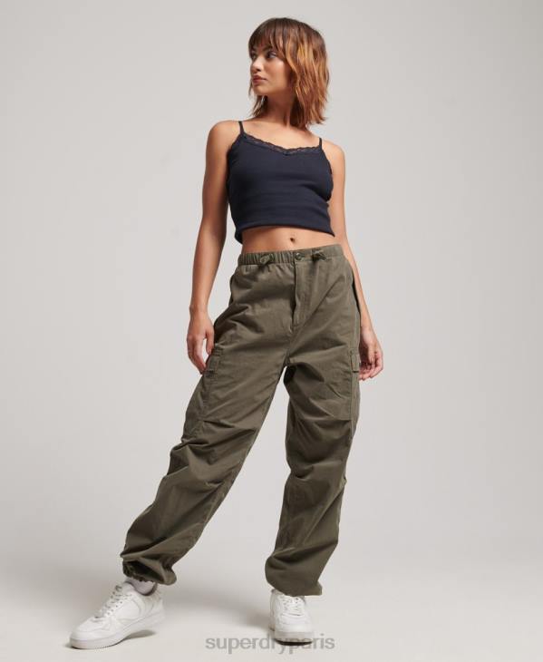 Superdry femmes pantalon de parachute D64Z2560 vêtements vert