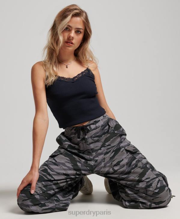 Superdry femmes pantalon parachute baggy D64Z2129 vêtements vert