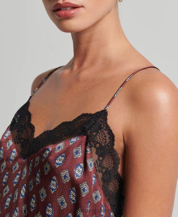 Superdry femmes mini-robe nuisette en satin à bords en dentelle D64Z2524 vêtements rouge