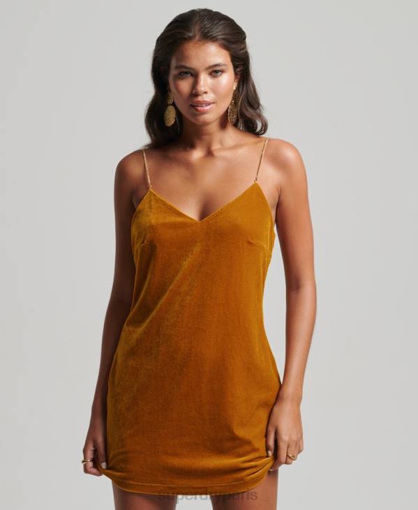 Superdry femmes robe courte en velours à bretelles chaîne D64Z2245 vêtements jaune