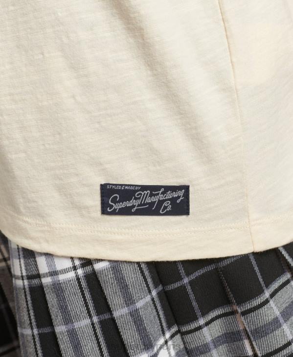 Superdry femmes t-shirt ample à patch logo 90s D64Z6230 vêtements crème