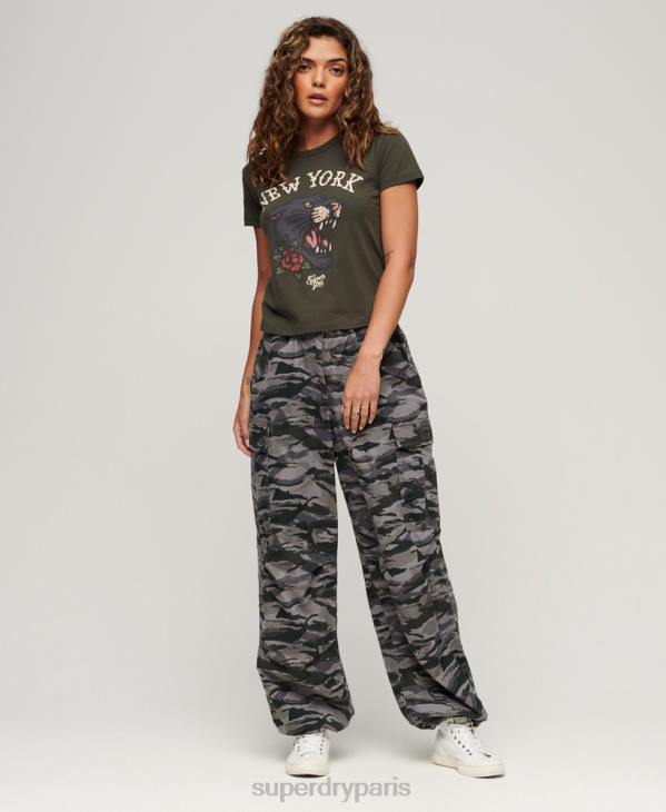 Superdry femmes t-shirt graphique de tatouage des années 90 D64Z2627 vêtements vert