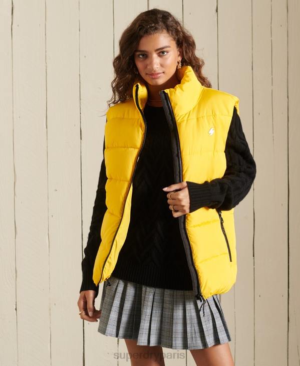 Superdry femmes gilet oversize matelassé de sport D64Z5565 vêtements jaune