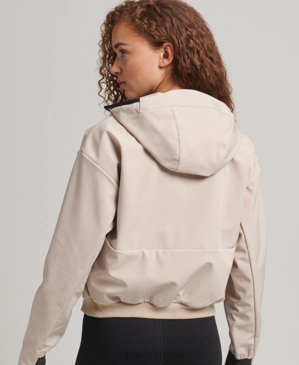 Superdry femmes veste softshell courte technique D64Z5521 vêtements beige