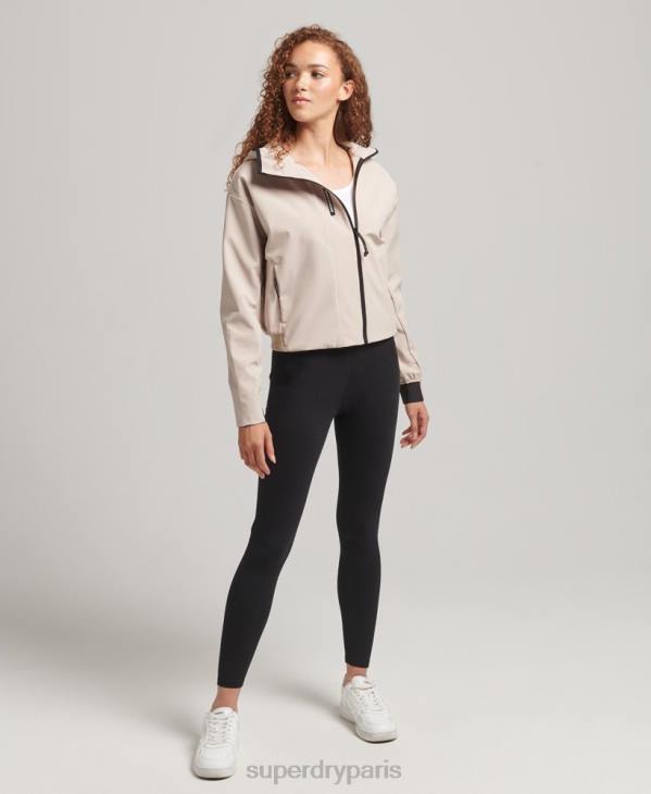 Superdry femmes veste softshell courte technique D64Z5521 vêtements beige