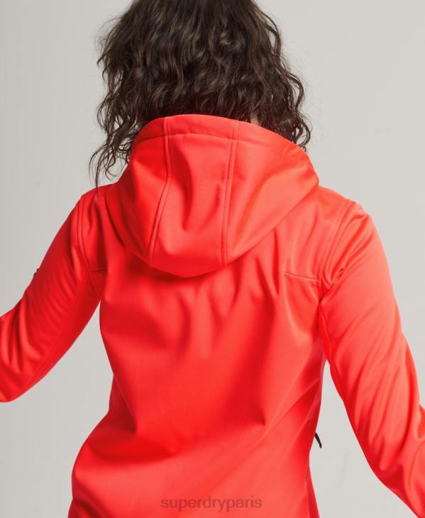 Superdry femmes veste softshell technique D64Z5597 vêtements corail