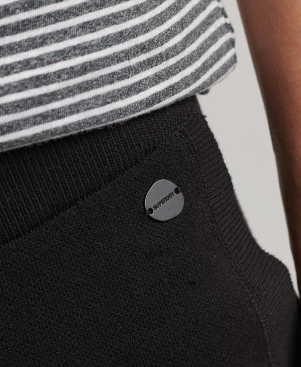 Superdry Hommes pantalon de jogging essentiel studios en coton biologique D64Z6480 vêtements noir