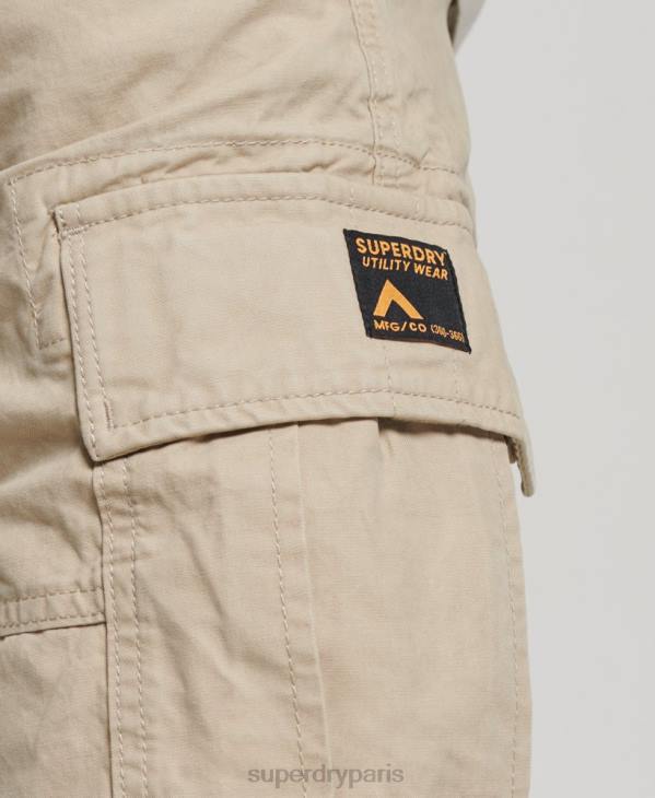Superdry Hommes short cargo en coton bio D64Z269 vêtements brun