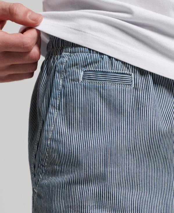 Superdry Hommes short surteint D64Z259 vêtements bleu clair