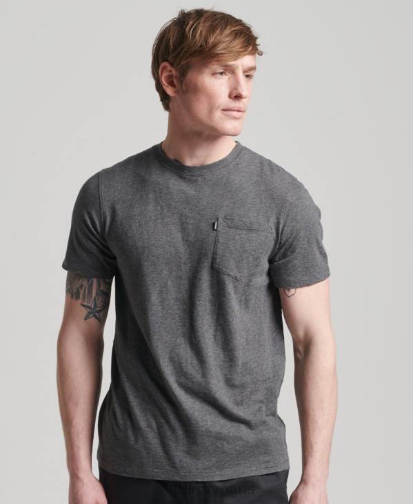 Superdry Hommes t-shirt col rond en coton bio à poche flammée D64Z4910 vêtements gris foncé