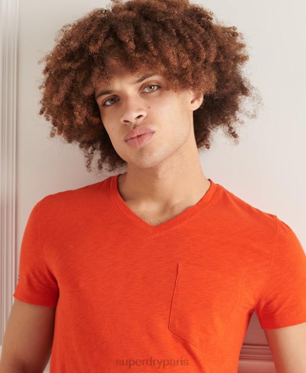 Superdry Hommes t-shirt col v en coton bio à poche flammée D64Z4837 vêtements orange