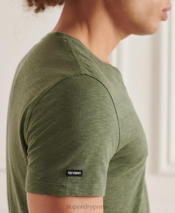 Superdry Hommes t-shirt col v en coton bio à poche flammée D64Z4846 vêtements vert