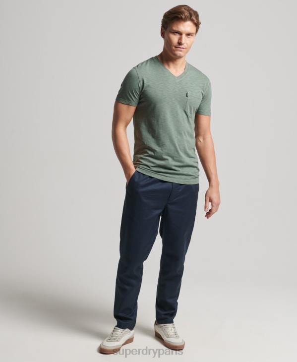 Superdry Hommes t-shirt col v en coton bio à poche flammée D64Z4857 vêtements vert