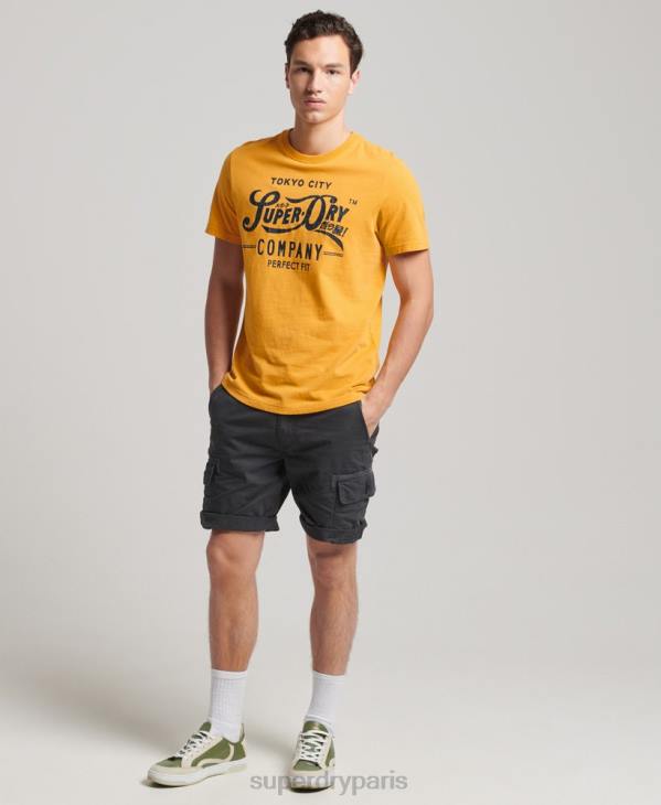 Superdry Hommes t-shirt d'université de style script D64Z4948 vêtements jaune