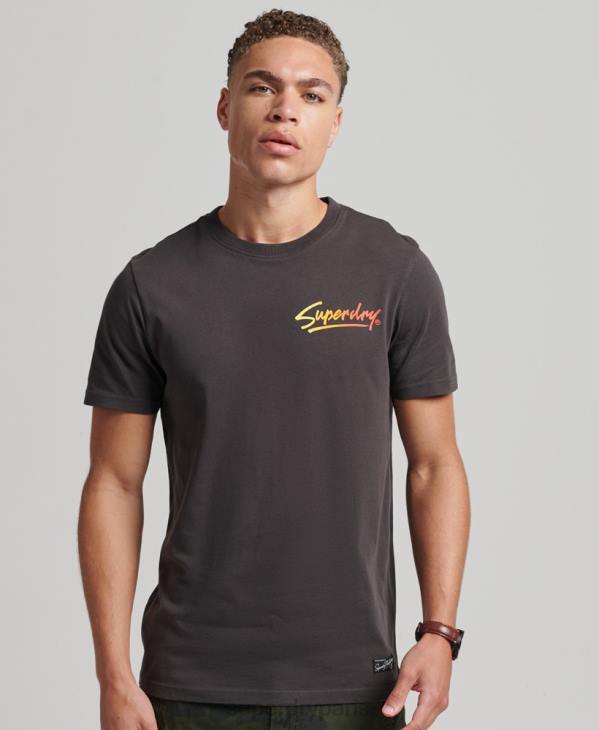 Superdry Hommes t-shirt à logo du centre-ville des années 80 D64Z4794 vêtements brun